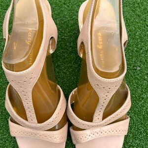 Easy Spirit Tan Heels with Strappy Design